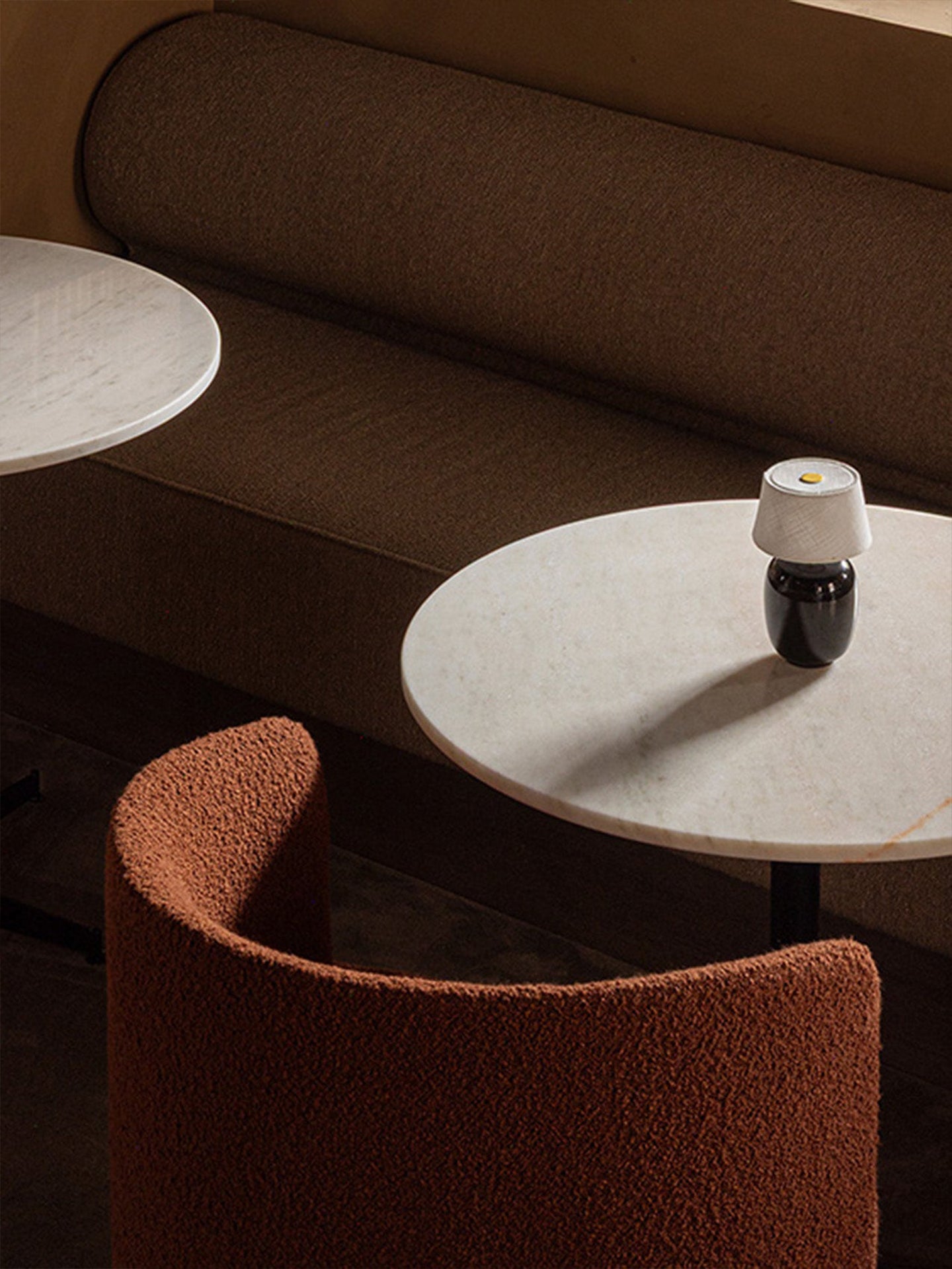 Touch Control Wireless Charging Ceramic Table Lamp for Bedroom and Study Use